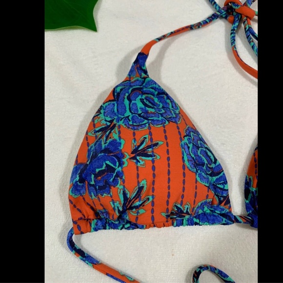 NWT $92 ViX Iva Bia Triangle Bikini Top in Floral Print [SZ Small‎ ] - Picture 3 of 8